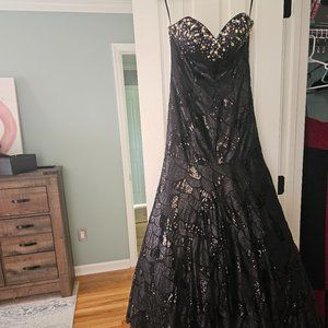 Formal mermaid gown